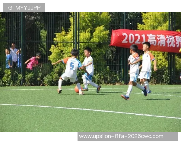 热血足球香蕉球的激情对决与技巧解析让你领略足球的魅力与乐趣